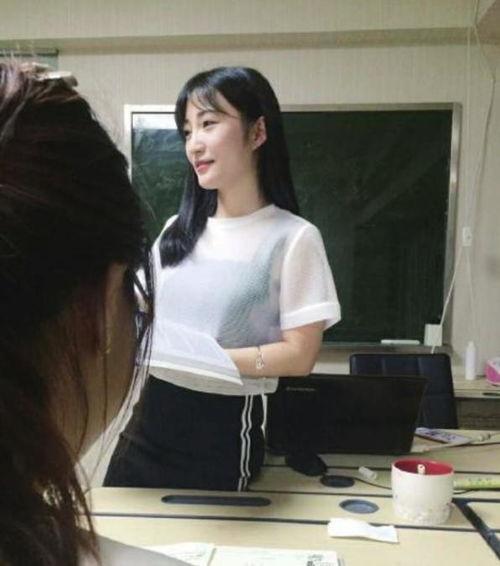 酷似明星网红的网名女,揭秘酷似明星网红的网名女生